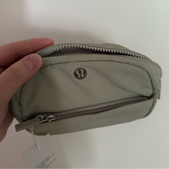 Lululemon | Double Zip Pouch Bag - Picture 3 of 5